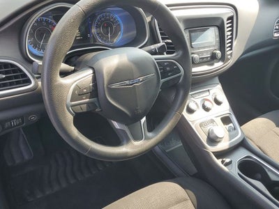 2016 Chrysler 200 LX