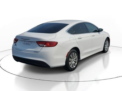2016 Chrysler 200 LX