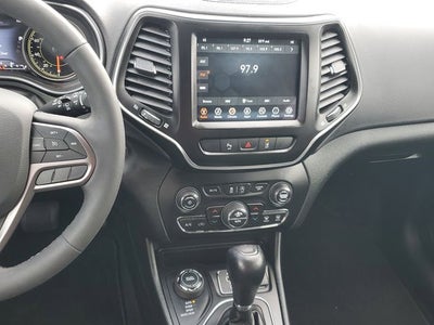 2022 Jeep Cherokee Latitude Lux