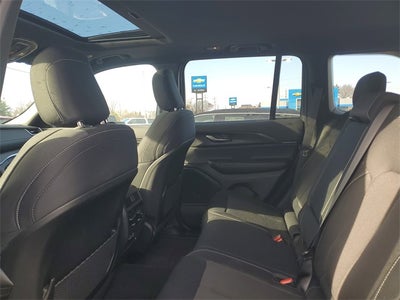 2025 Jeep Grand Cherokee Laredo X