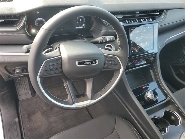 2025 Jeep Grand Cherokee Laredo X