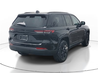 2026 Jeep Grand Cherokee Laredo