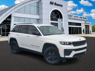 2026 Jeep Grand Cherokee Laredo