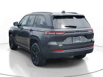 2026 Jeep Grand Cherokee Laredo