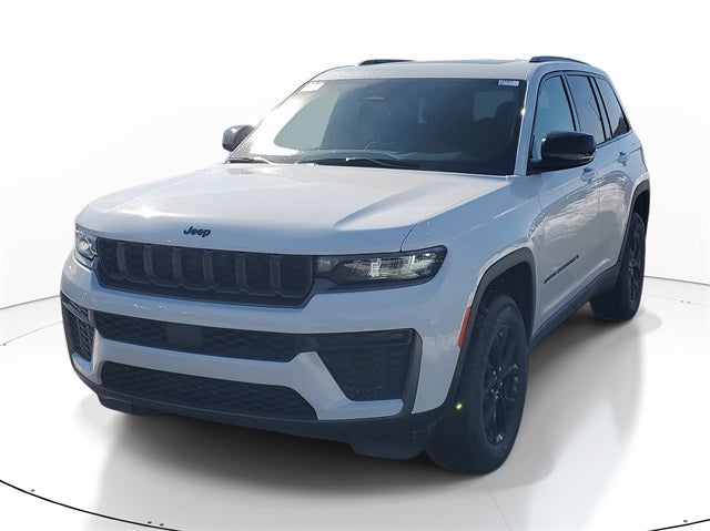 2026 Jeep Grand Cherokee Laredo