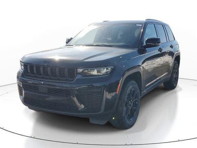 2026 Jeep Grand Cherokee Laredo