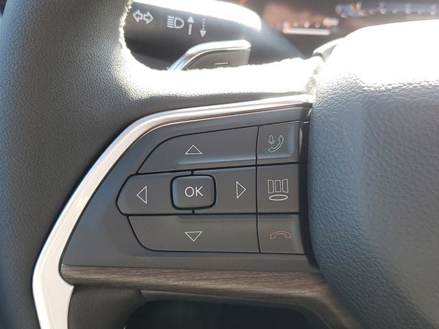 2026 Jeep Grand Cherokee Laredo