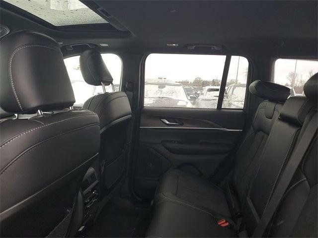 2026 Jeep Grand Cherokee Laredo