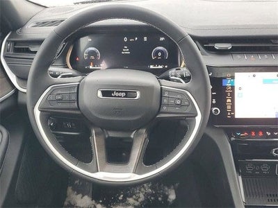 2026 Jeep Grand Cherokee Laredo