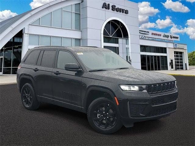 2026 Jeep Grand Cherokee Laredo