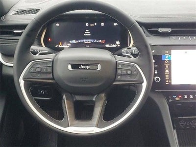 2026 Jeep Grand Cherokee Laredo