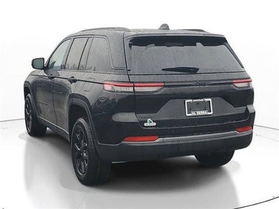 2026 Jeep Grand Cherokee Laredo