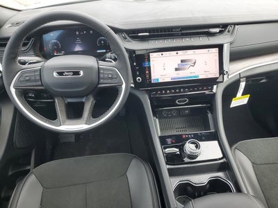 2026 Jeep Grand Cherokee Laredo