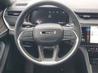 2026 Jeep Grand Cherokee Laredo