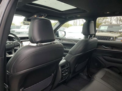 2026 Jeep Grand Cherokee Altitude