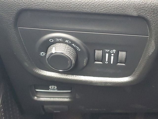 2026 Jeep Grand Cherokee Altitude
