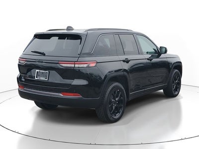 2026 Jeep Grand Cherokee Altitude