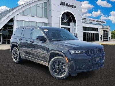 2026 Jeep Grand Cherokee Laredo