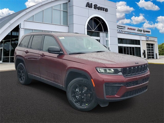 2026 Jeep Grand Cherokee Laredo