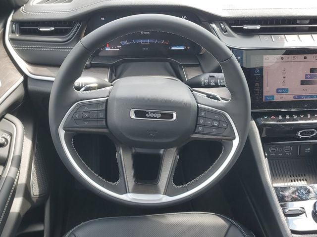 2026 Jeep Grand Cherokee Limited Reserve