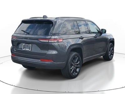 2026 Jeep Grand Cherokee Limited Reserve