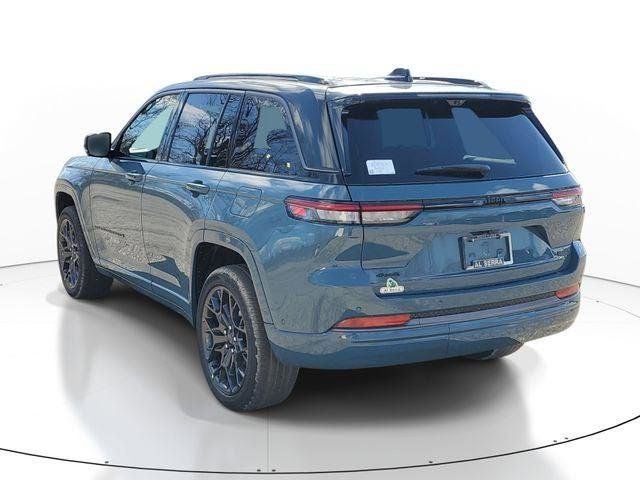 2026 Jeep Grand Cherokee Summit