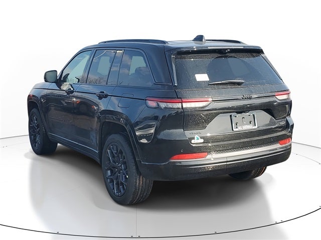 2026 Jeep Grand Cherokee Summit