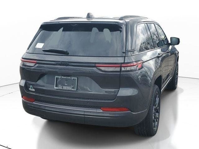 2026 Jeep Grand Cherokee Summit