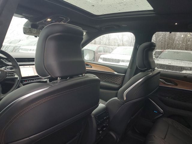 2026 Jeep Grand Cherokee Summit