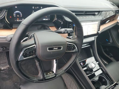 2026 Jeep Grand Cherokee Summit