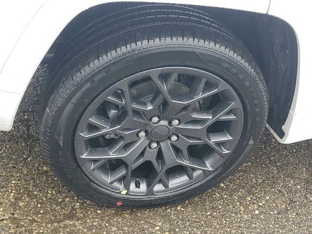 2026 Jeep Grand Cherokee Summit