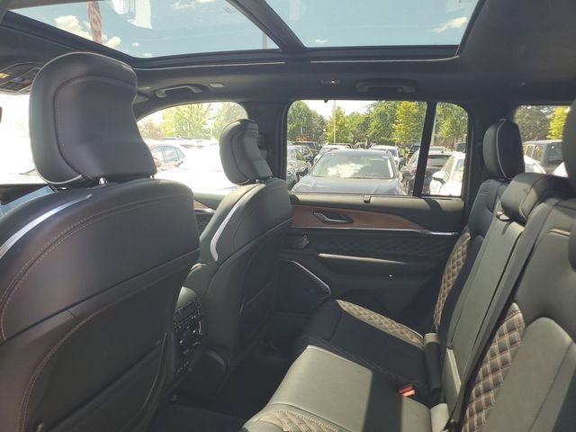 2026 Jeep Grand Cherokee Summit