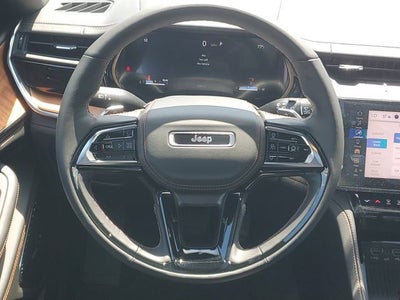 2026 Jeep Grand Cherokee Summit