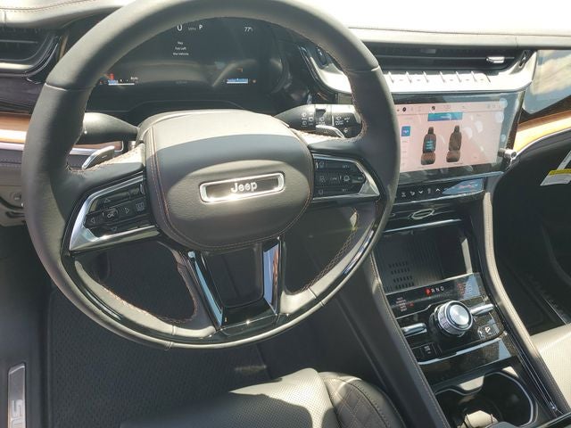 2026 Jeep Grand Cherokee Summit