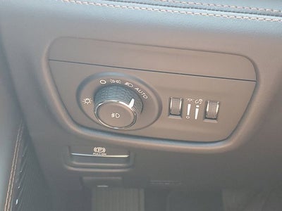 2026 Jeep Grand Cherokee Summit