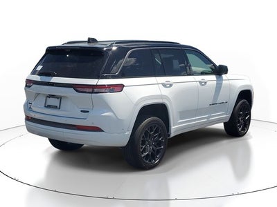 2026 Jeep Grand Cherokee Summit