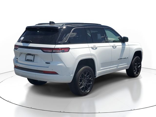 2026 Jeep Grand Cherokee Summit