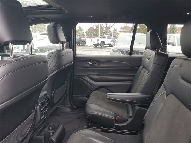 2025 Jeep Grand Cherokee L Altitude X