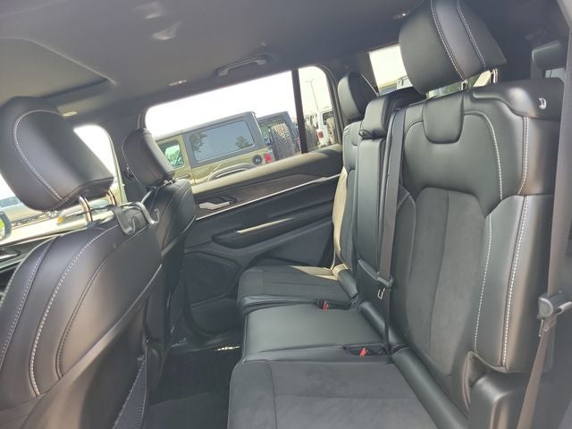 2026 Jeep Grand Cherokee L Altitude