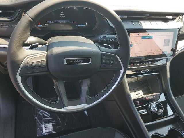 2026 Jeep Grand Cherokee L Laredo Altitude