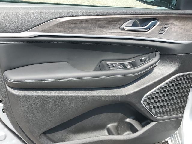 2026 Jeep Grand Cherokee L Limited Reserve