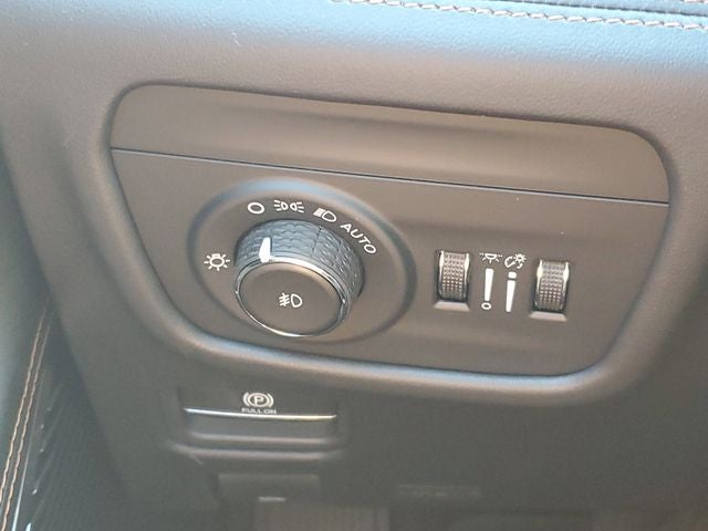 2026 Jeep Grand Cherokee L Summit