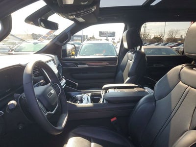 2024 Jeep Wagoneer L Base