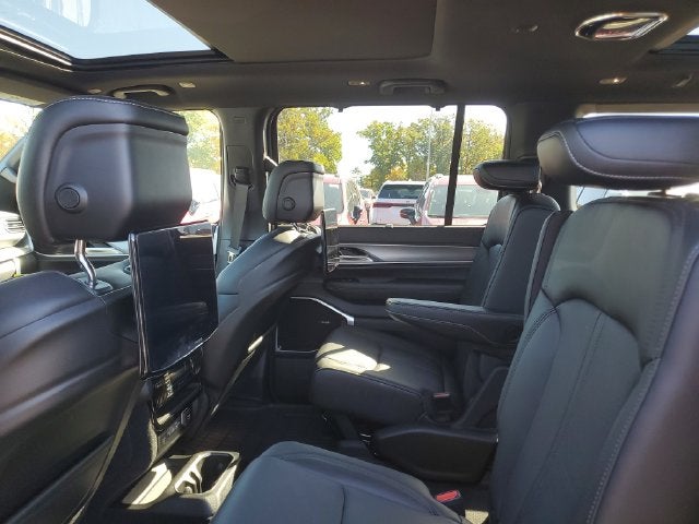 2026 Jeep Grand Wagoneer Limited Reserve