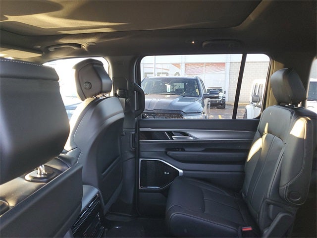 2026 Jeep Grand Wagoneer Base