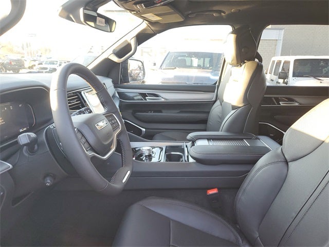 2026 Jeep Grand Wagoneer Base