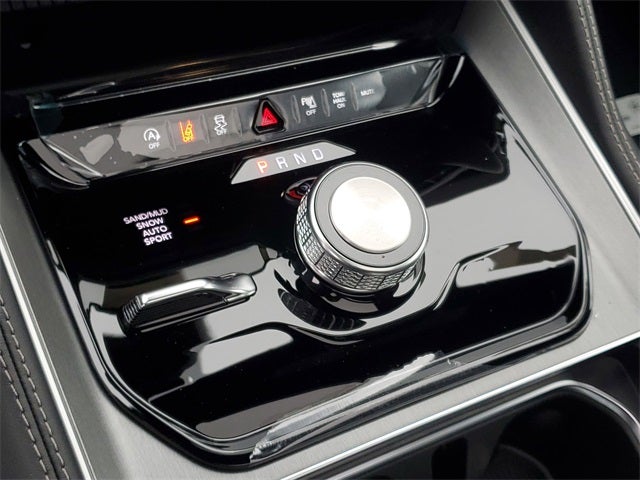 2026 Jeep Grand Wagoneer Base