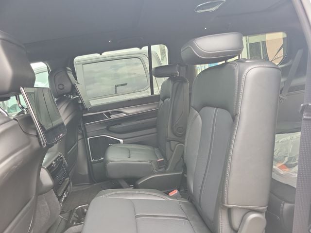 2026 Jeep Grand Wagoneer Limited Reserve