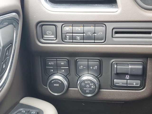 2022 GMC Yukon SLT