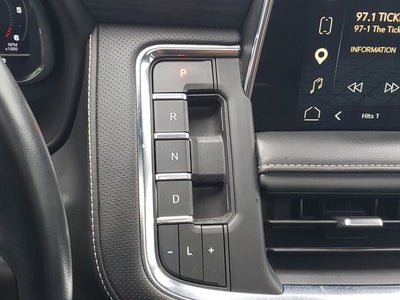 2023 GMC Yukon XL SLT